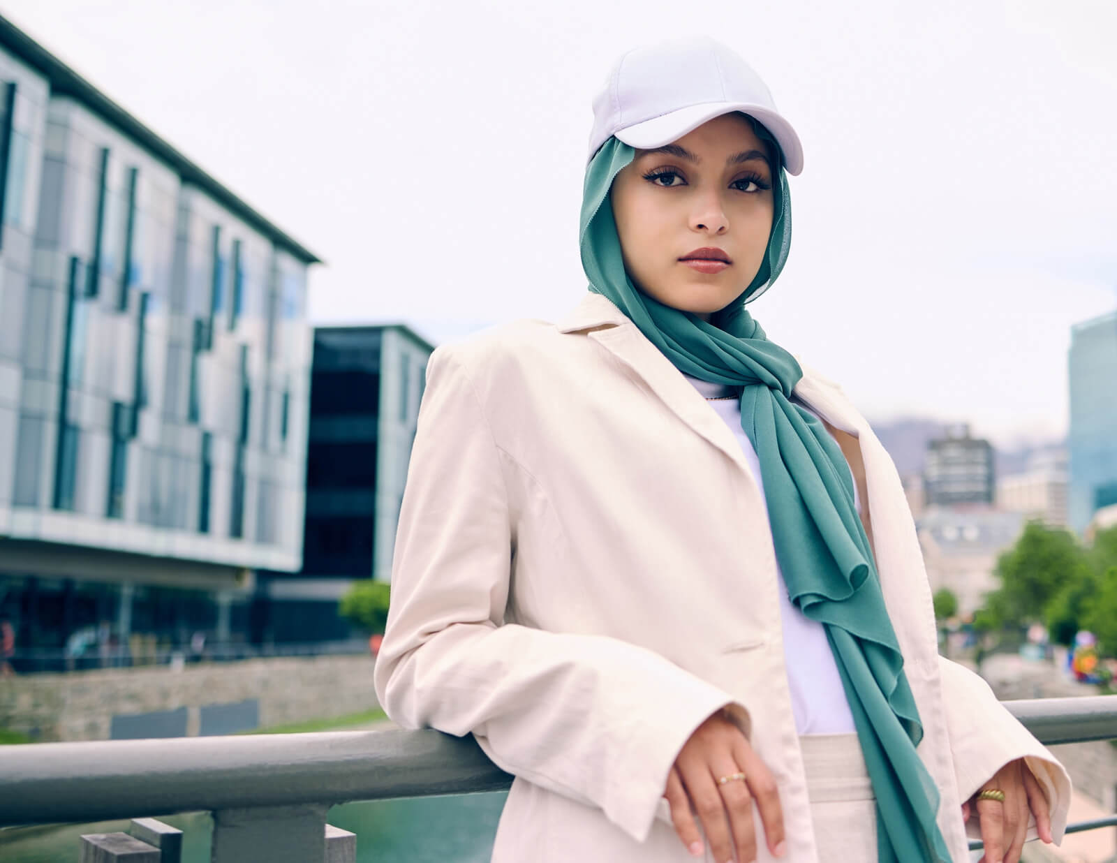 How to Become a Fashion Influencer: Tips for Breaking Into the Industry
